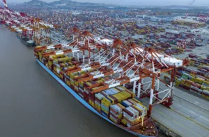 Using container shipping rates news and indexes to track market trends